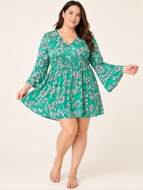 A New Day Green Floral Babydoll Top XXL 3/4 Bell Sleeve Flowy Boho Blouse